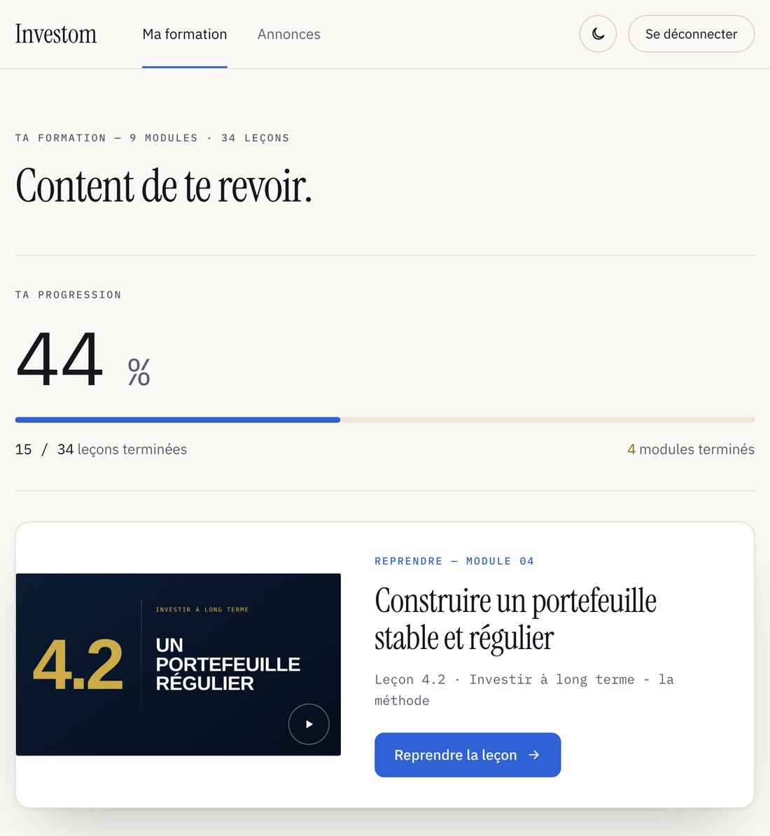 La page « Ma formation » : 44 % de progression, 15 leçons sur 34 terminées, et la carte « Reprendre » vers la leçon 4.2.